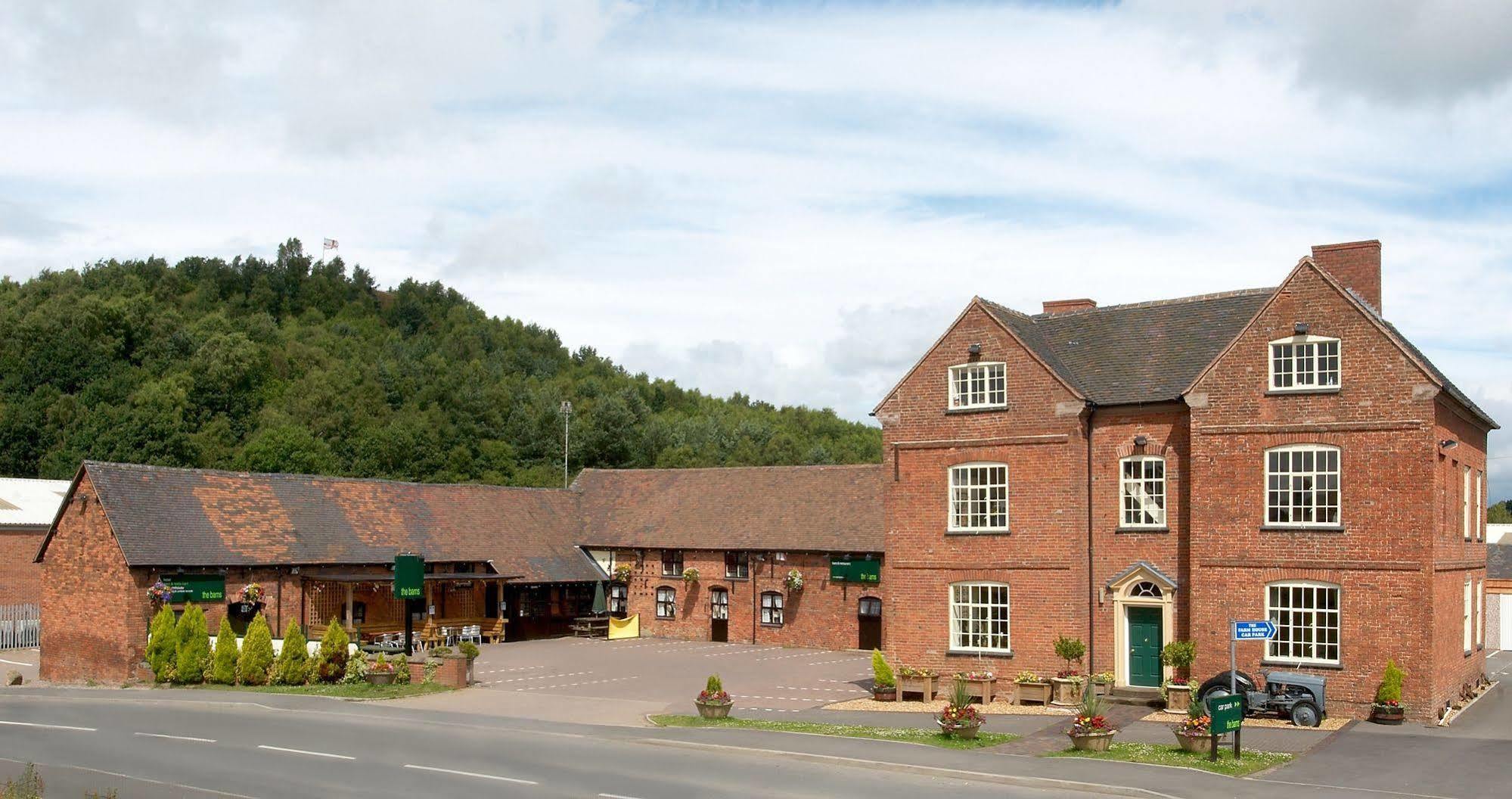 The Barns Hotel Cannock Exterior foto